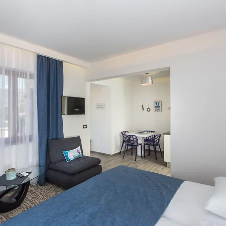 Peragro Apartment